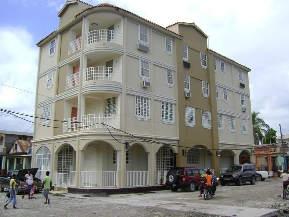 Caribbean Hotel Cayes レ・カイ エクステリア 写真
